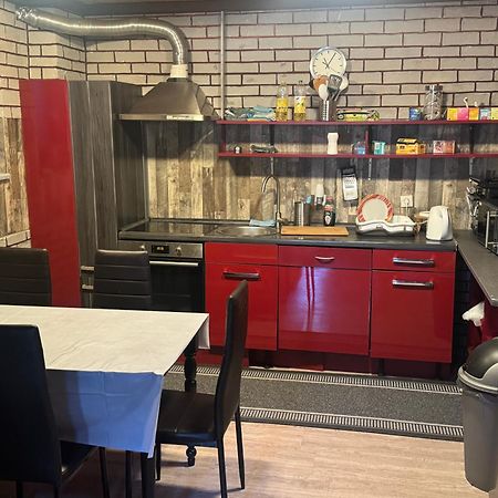 Bischoffen Gaestezimmer Am Aartalsee מראה חיצוני תמונה